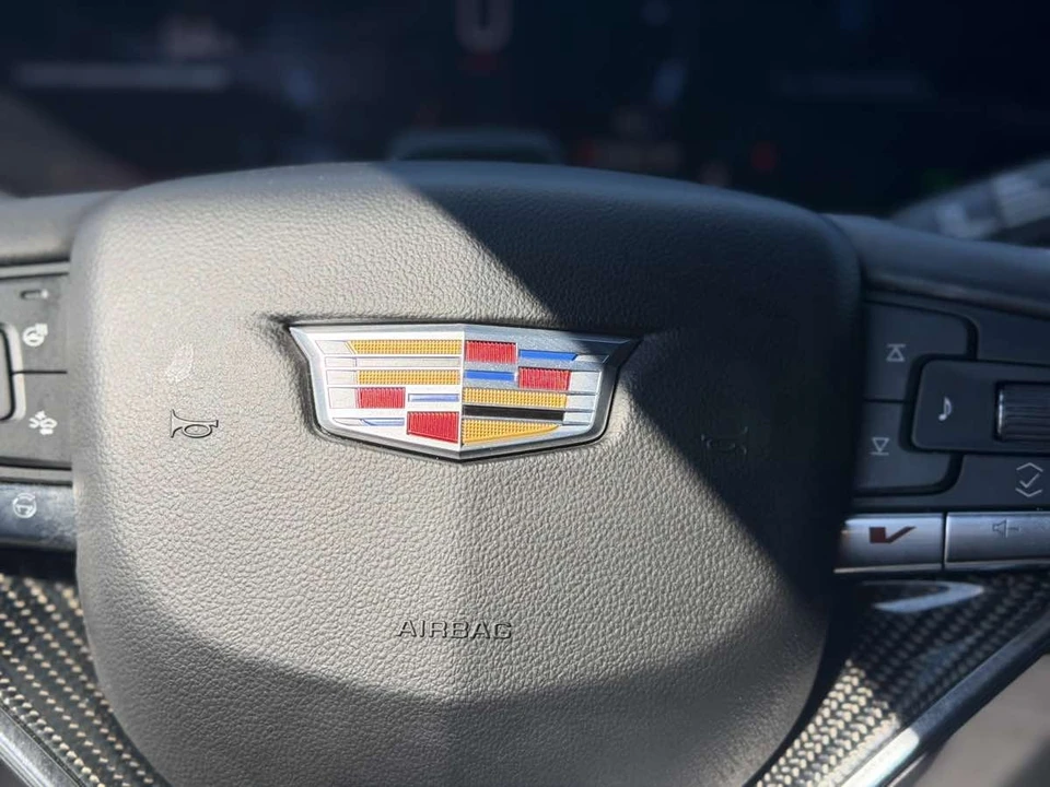 2025 Cadillac CT5-V - Image 19 of 24
