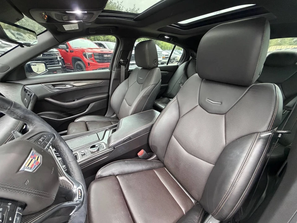 2025 Cadillac CT5-V - Image 19 of 26
