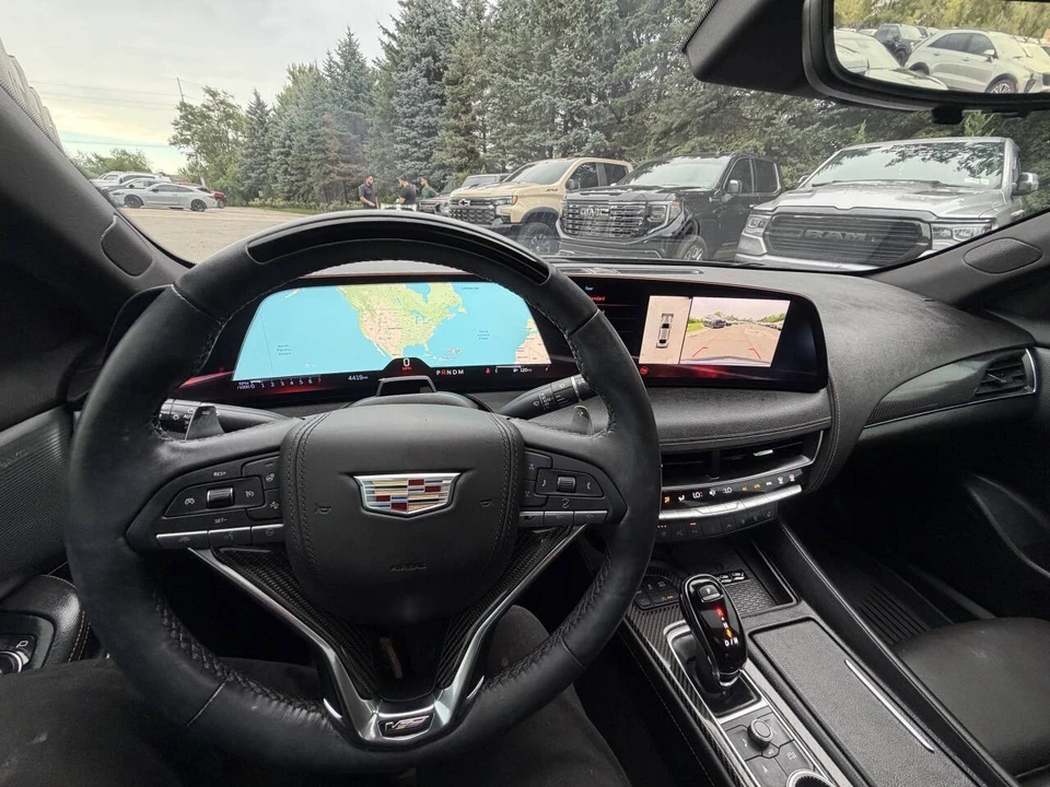 2025 Cadillac CT5-V - Image 23 of 26
