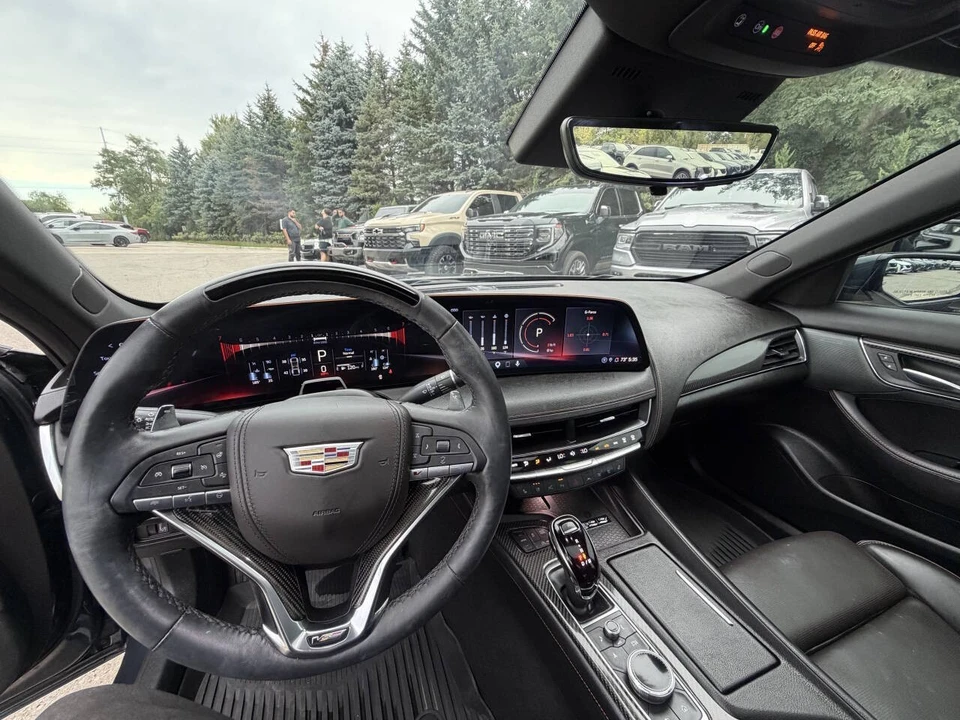 2025 Cadillac CT5-V - Image 22 of 26