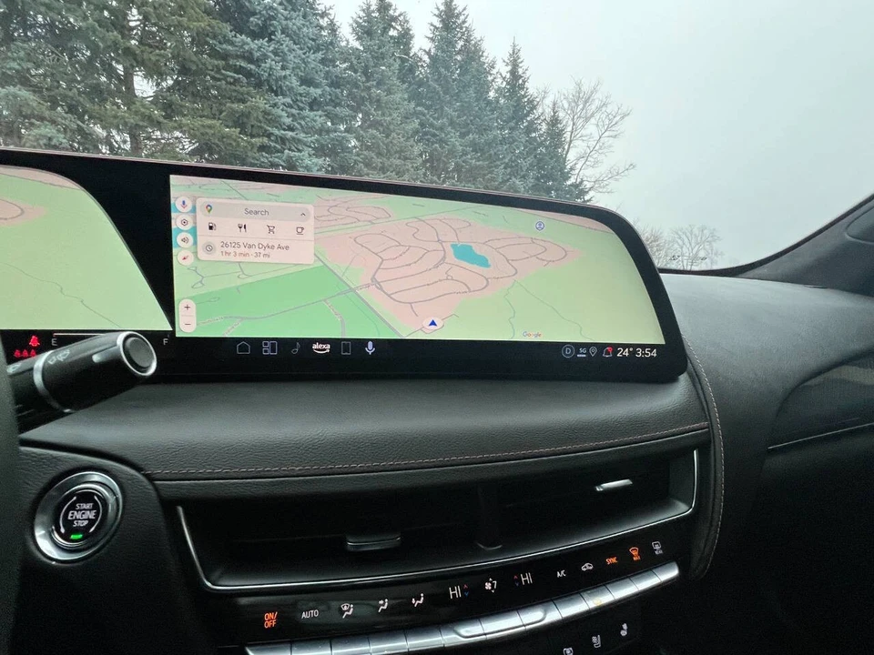 2025 Cadillac CT5-V - Image 25 of 31
