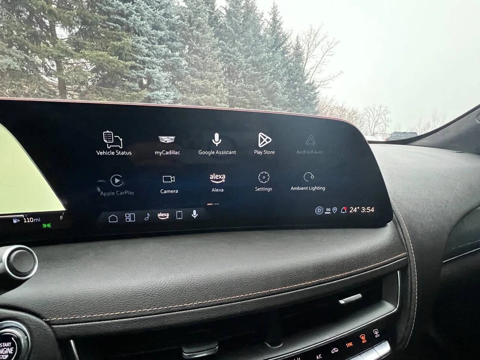2025 Cadillac CT5-V - Image 28 of 31