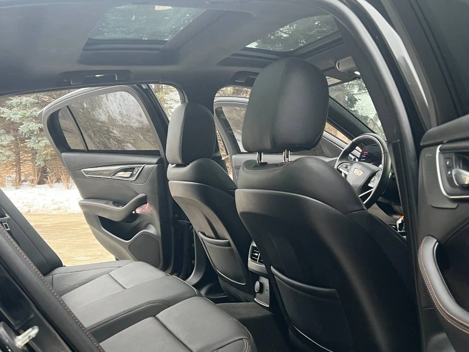 2025 Cadillac CT5-V - Image 18 of 31