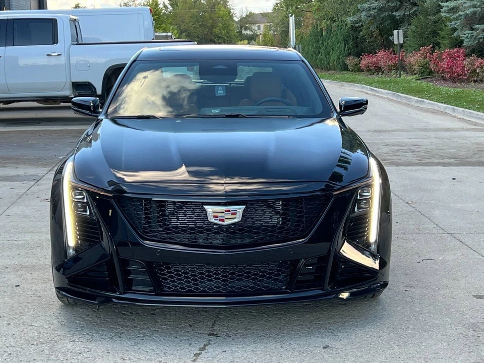 2025 Cadillac CT5-V - Image 4 of 21