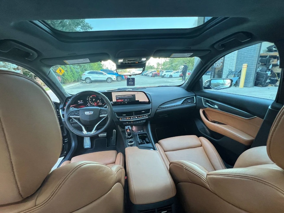 2025 Cadillac CT5-V - Image 20 of 21