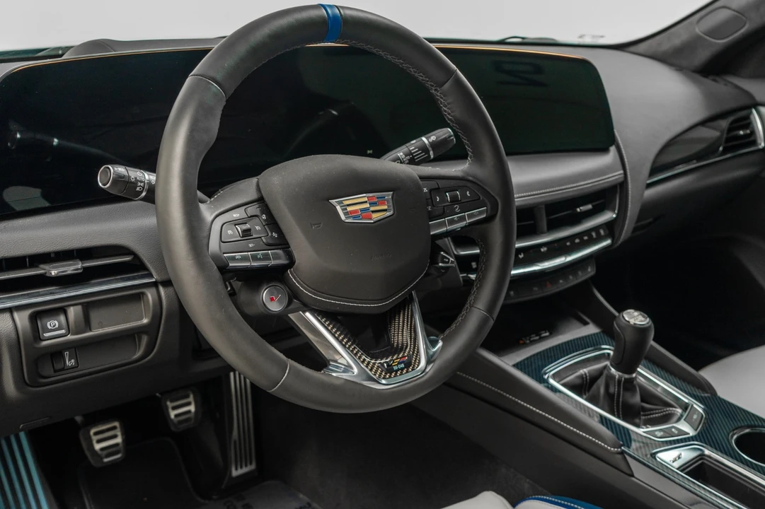 2025 Cadillac CT5-V Blackwing - Image 13 of 21
