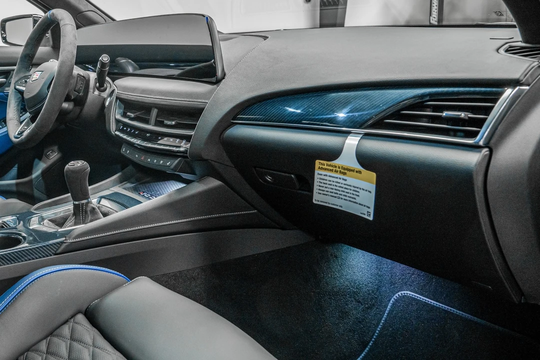 2025 Cadillac CT5-V Blackwing - Image 13 of 21