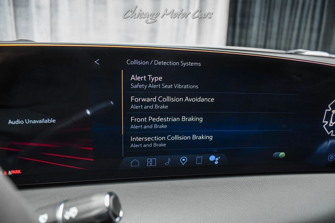 2025 Cadillac CT5-V - Image 17 of 21