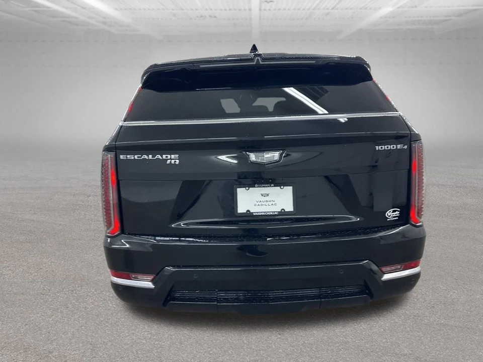 2025 Cadillac Escalade IQ - Image 9 of 12