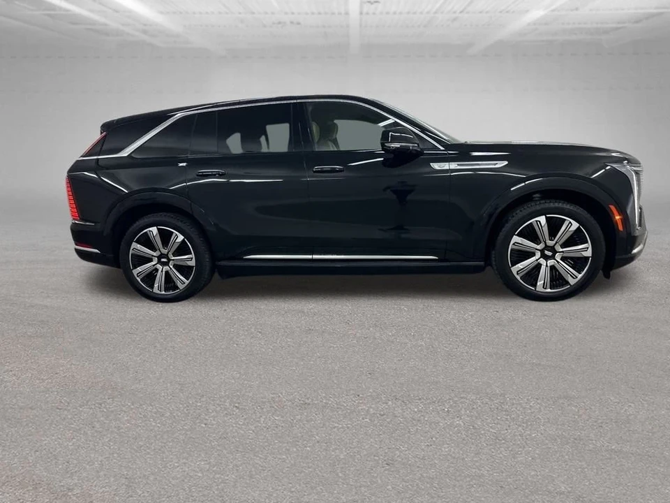 2025 Cadillac Escalade IQ - Image 12 of 12