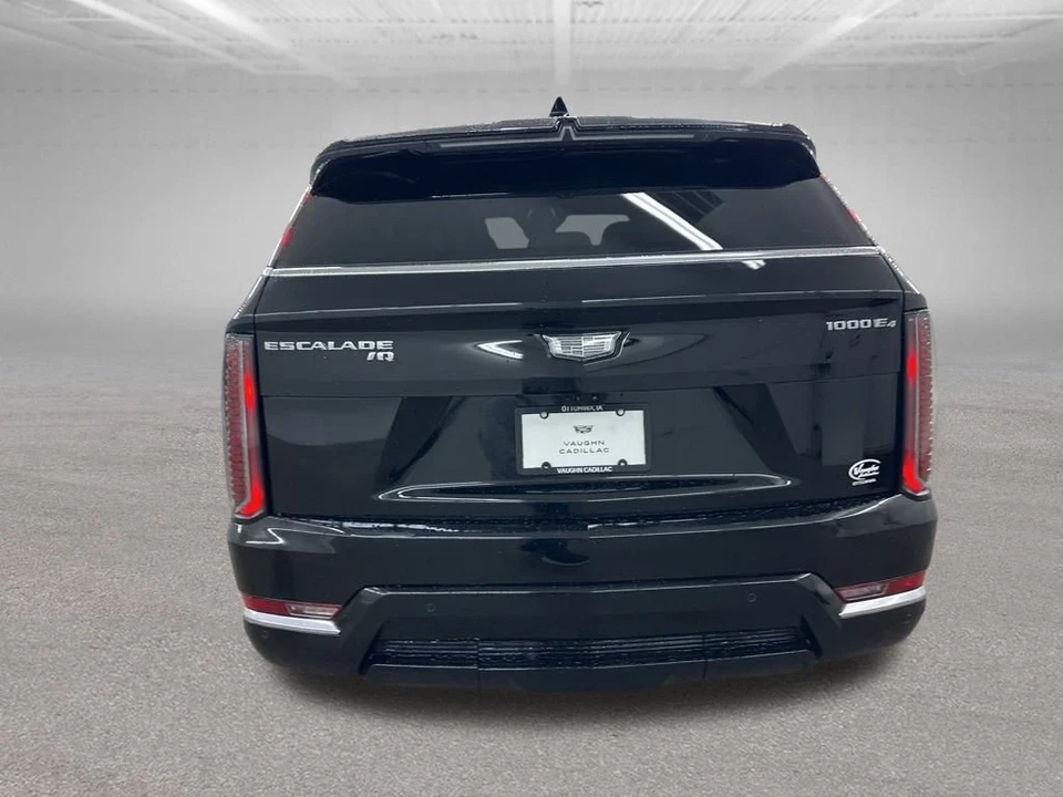2025 Cadillac Escalade IQ - Image 9 of 12