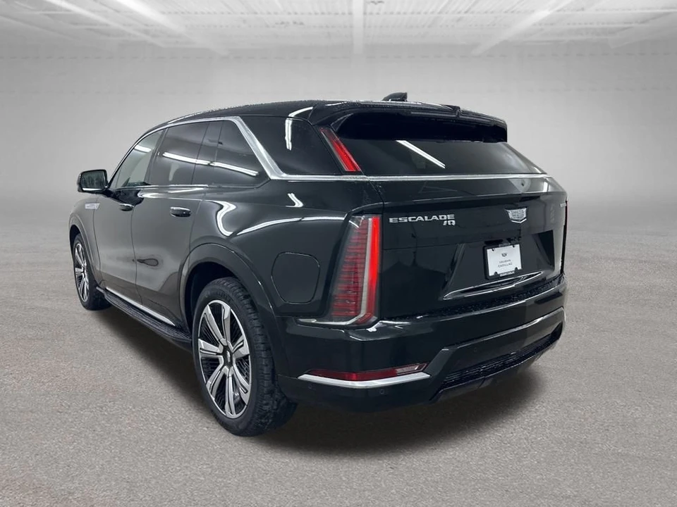 2025 Cadillac Escalade IQ - Image 7 of 12