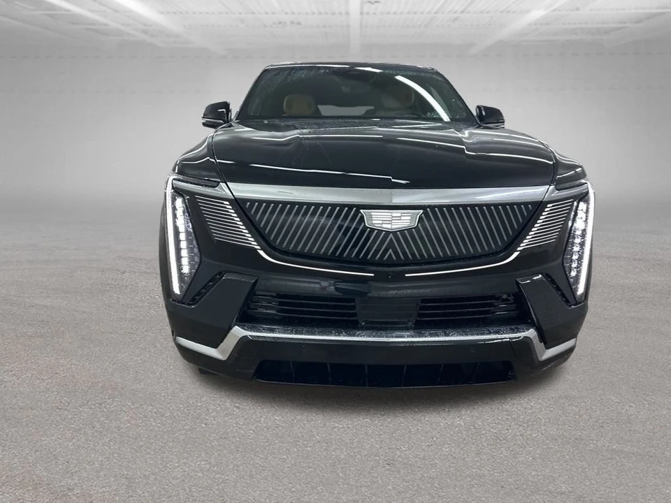 2025 Cadillac Escalade IQ - Image 3 of 21