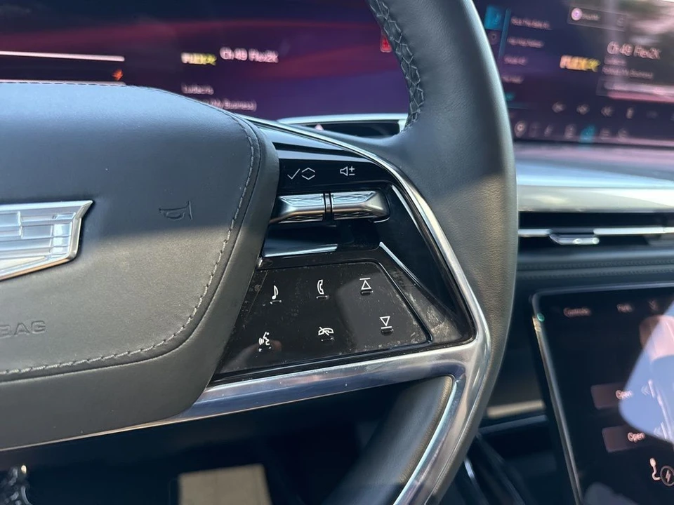 2025 Cadillac Escalade IQ - Image 21 of 21