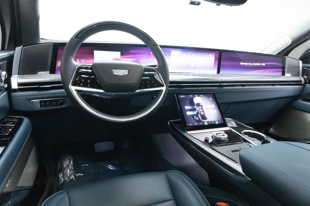 2025 Cadillac Escalade IQ - Image 6 of 21
