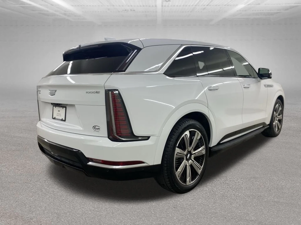 2025 Cadillac Escalade IQ - Image 11 of 12