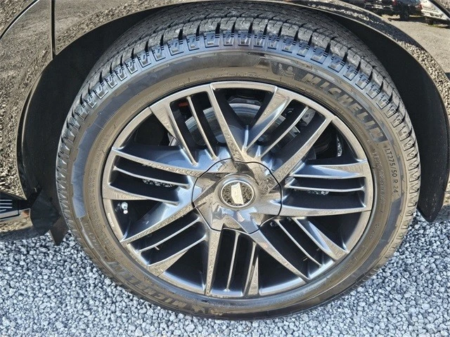 2025 Cadillac Escalade IQ - Image 12 of 21