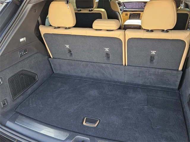2025 Cadillac Escalade IQ - Image 21 of 21