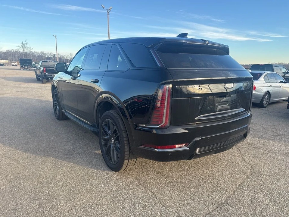 2025 Cadillac Escalade IQ - Image 2 of 8