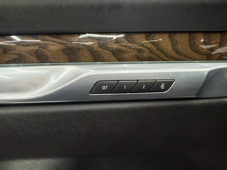 2025 Cadillac Escalade 5th Gen - Image 13 of 21