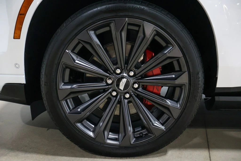 2025 Cadillac Escalade 5th Gen - Image 13 of 21