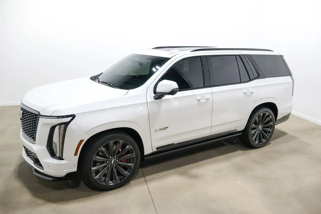 2025 Cadillac Escalade 5th Gen - Image 5 of 21