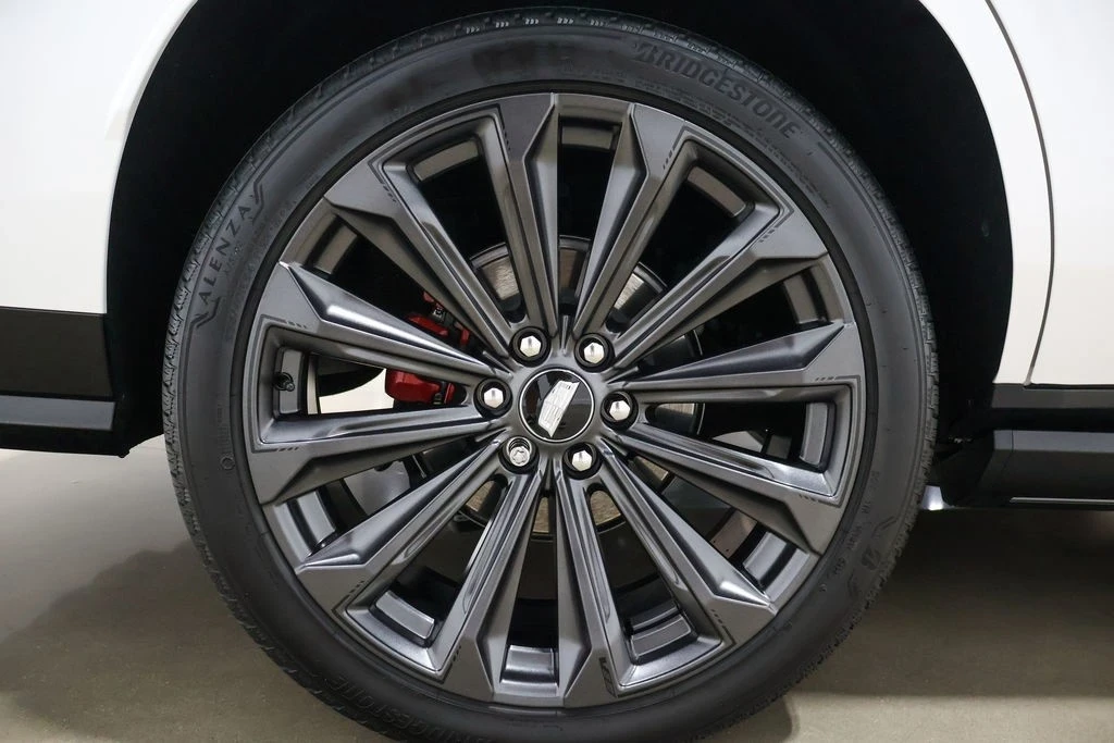 2025 Cadillac Escalade 5th Gen - Image 17 of 21
