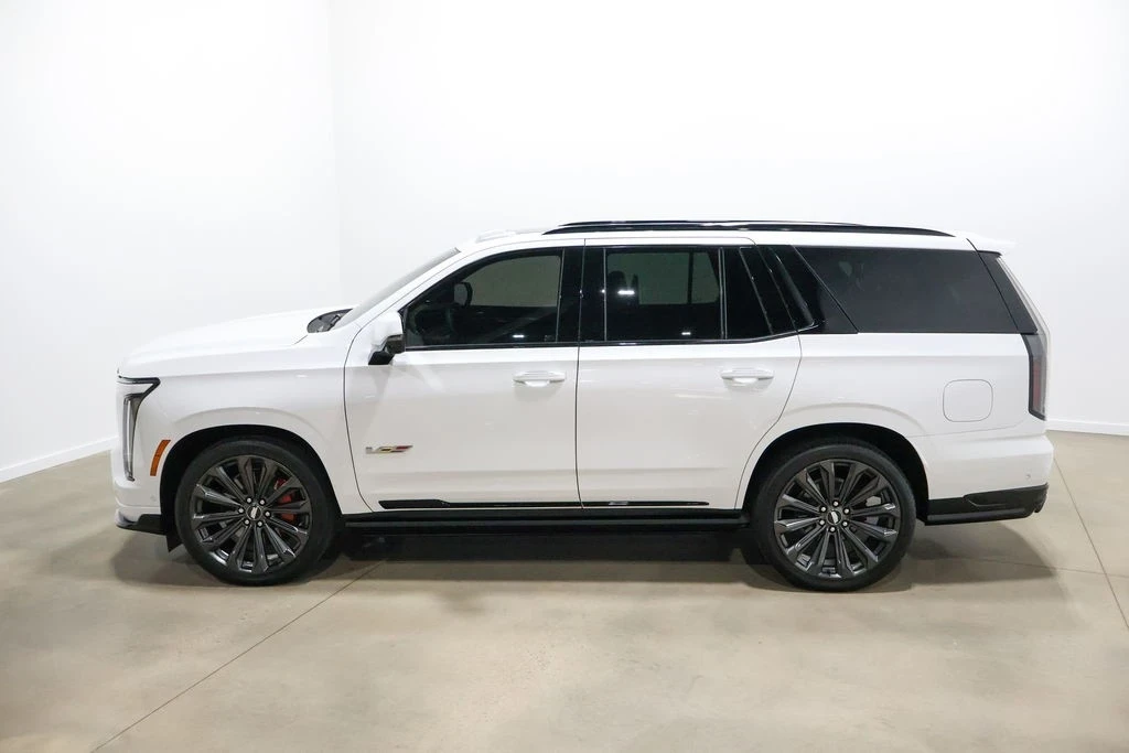 2025 Cadillac Escalade 5th Gen - Image 7 of 21