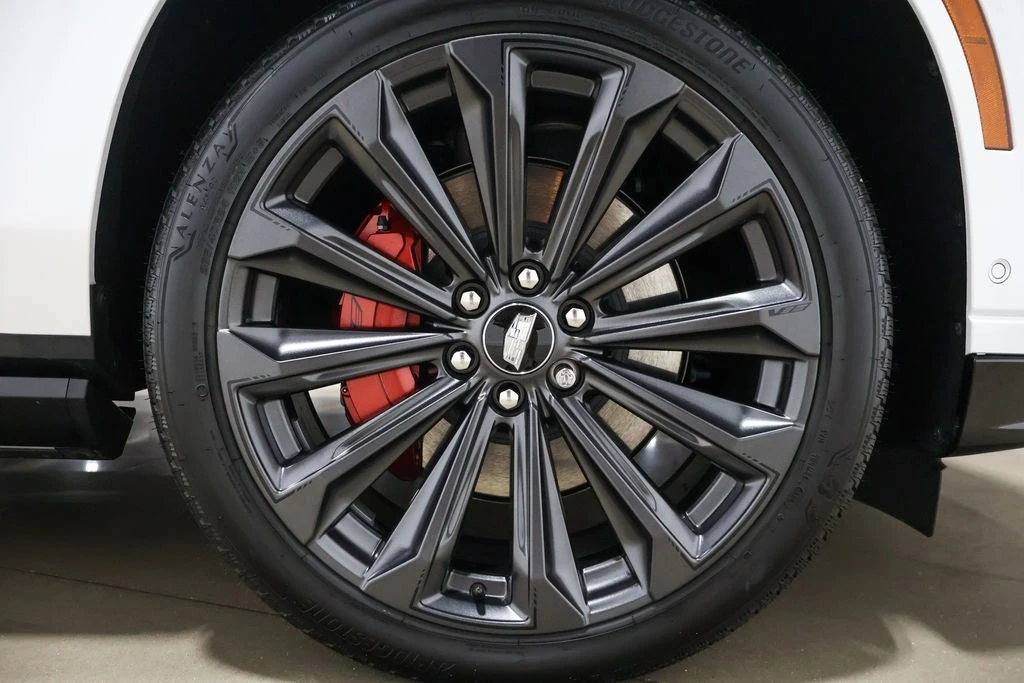 2025 Cadillac Escalade 5th Gen - Image 16 of 21