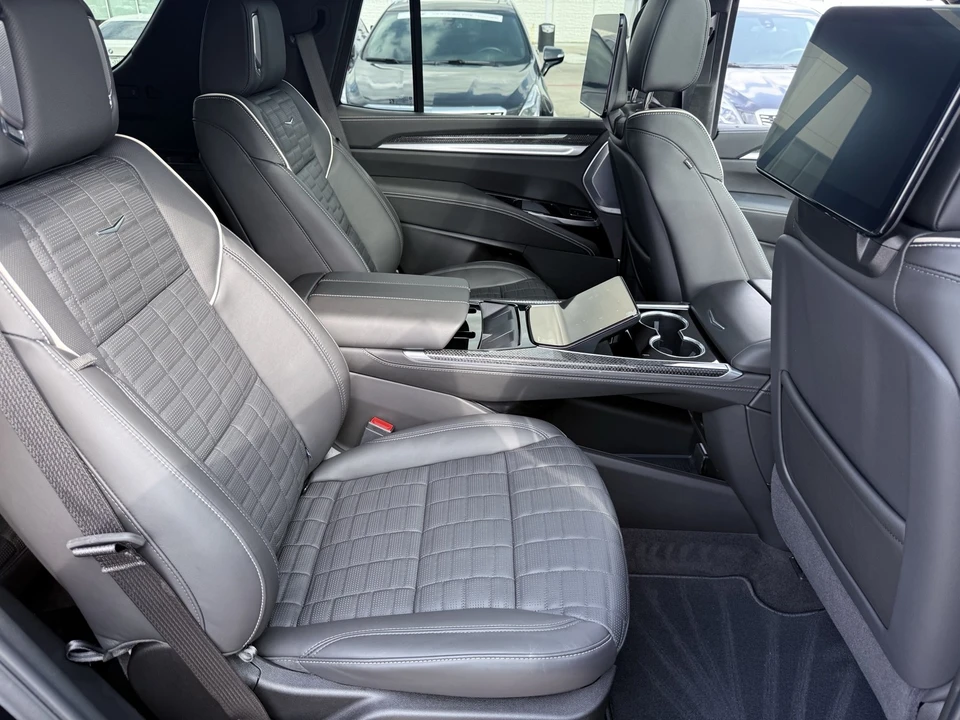 2025 Cadillac Escalade 5th Gen - Image 21 of 21