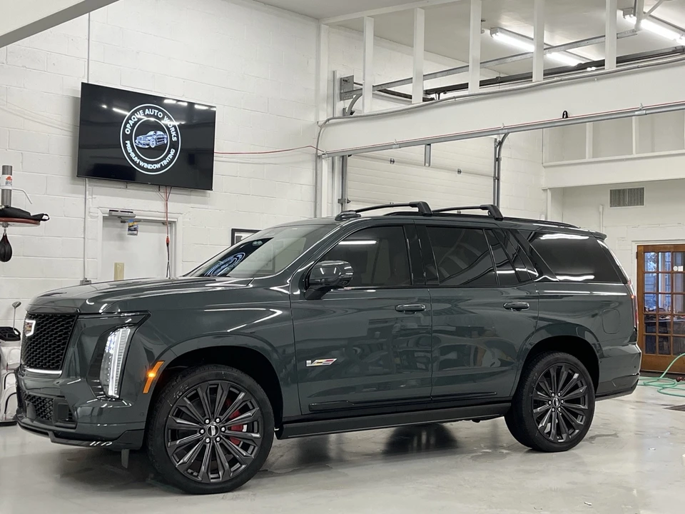 2025 Cadillac Escalade 5th Gen - Image 5 of 16