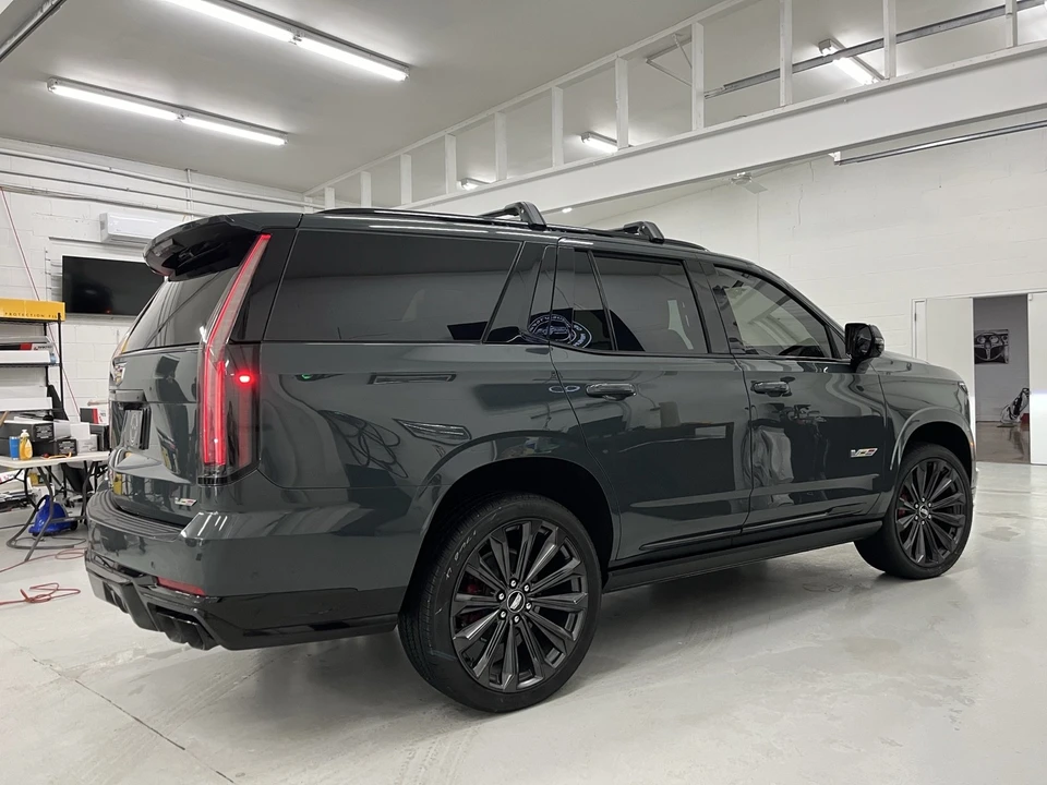2025 Cadillac Escalade 5th Gen - Image 10 of 16
