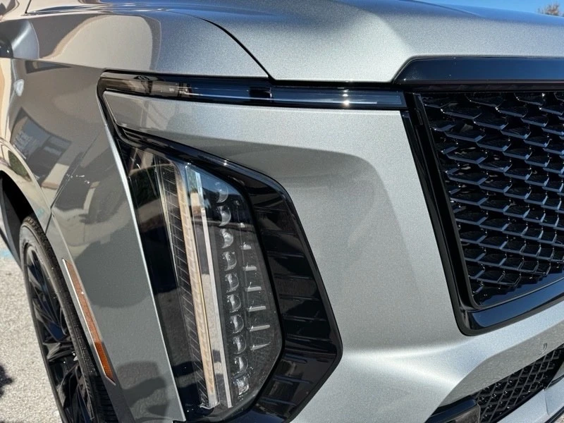 2025 Cadillac Escalade 5th Gen - Image 6 of 21