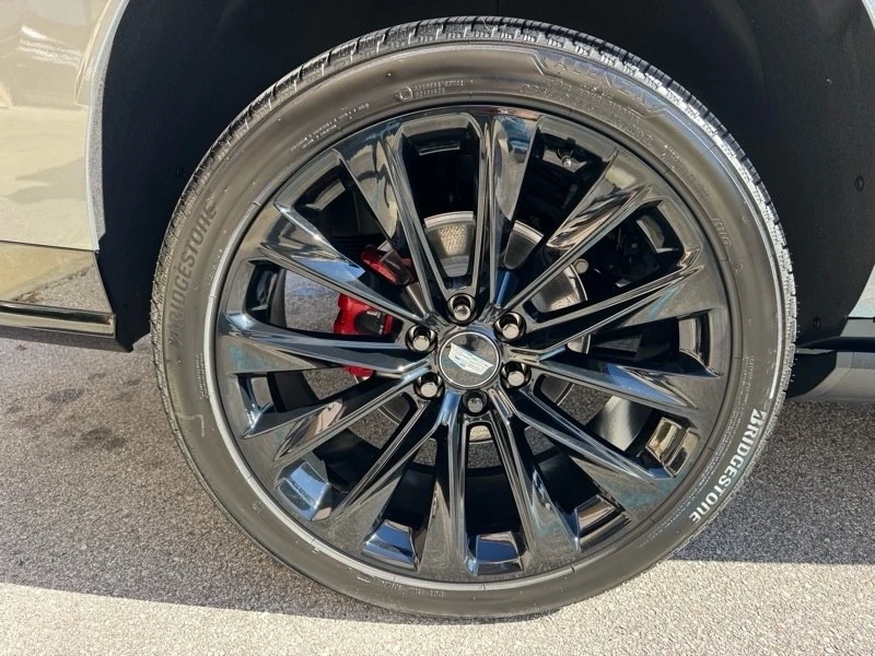 2025 Cadillac Escalade 5th Gen - Image 20 of 21