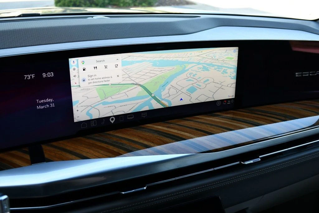 2025 Cadillac Escalade 5th Gen - Image 13 of 21