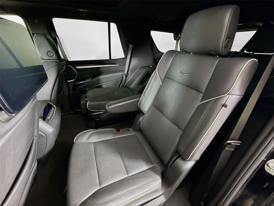 2025 Cadillac Escalade 5th Gen - Image 4 of 21