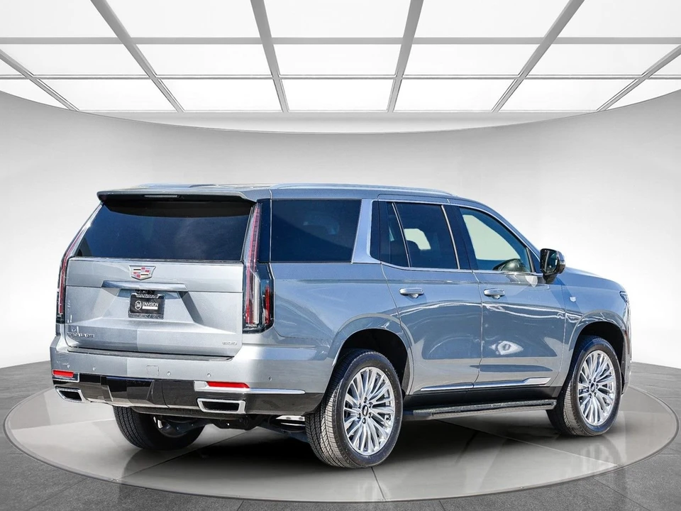 2025 Cadillac Escalade 5th Gen - Image 4 of 21