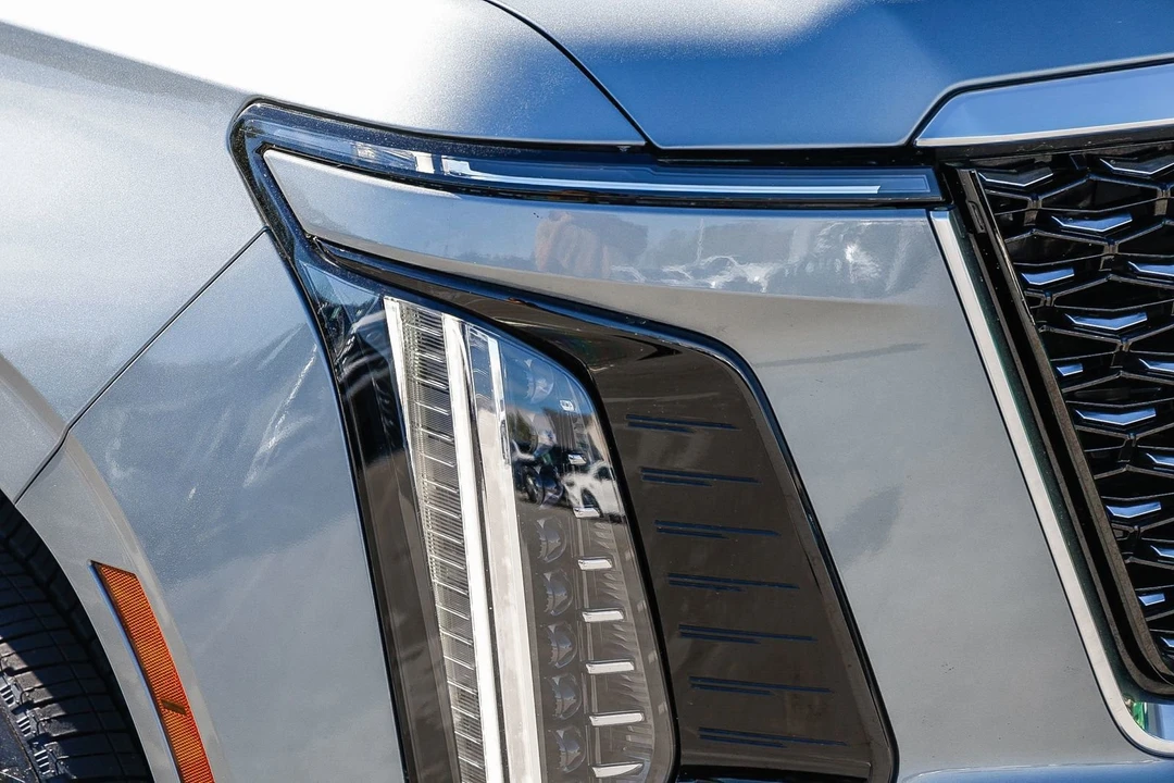 2025 Cadillac Escalade 5th Gen - Image 7 of 21