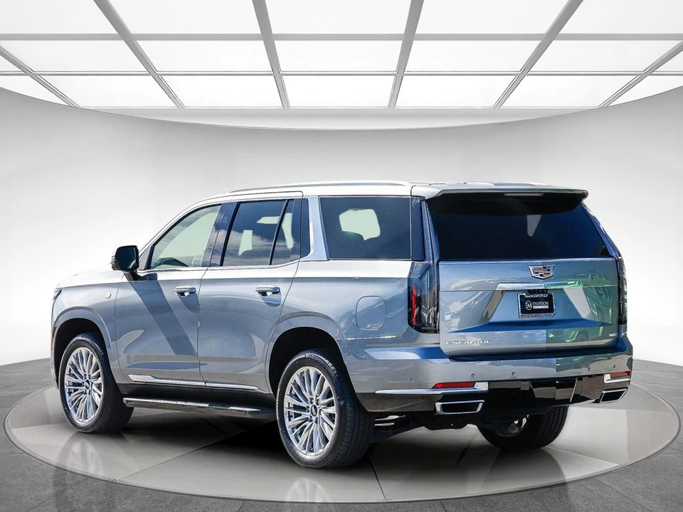 2025 Cadillac Escalade 5th Gen - Image 2 of 21