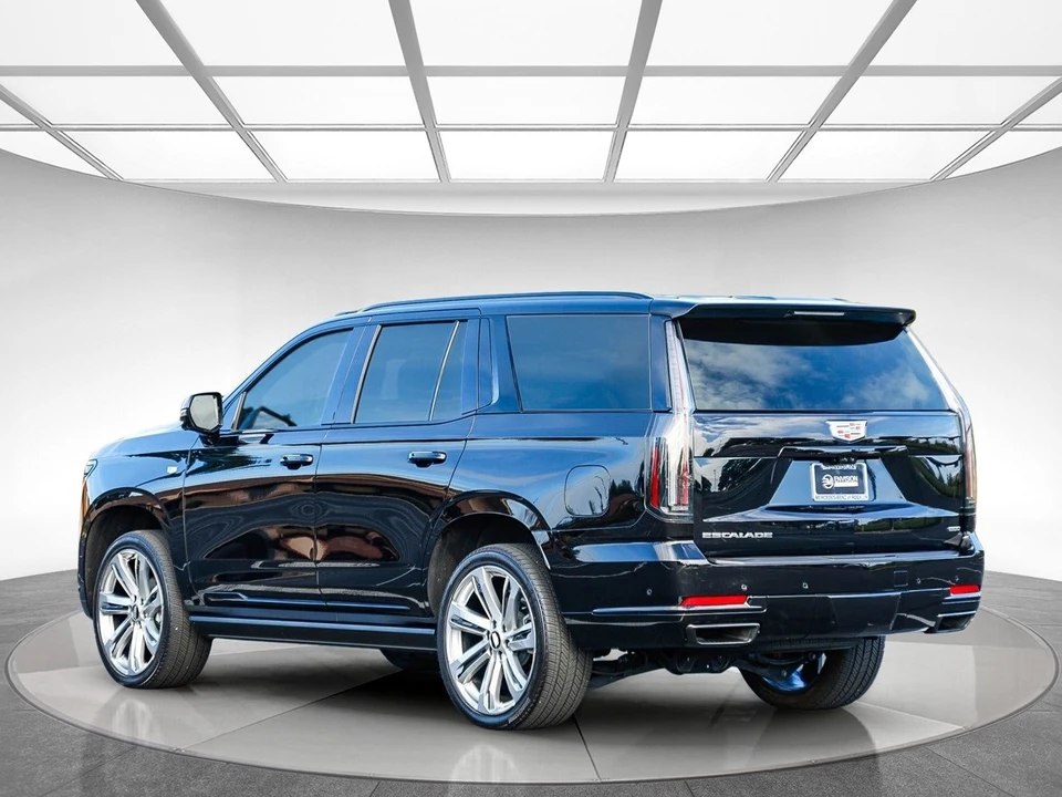 2025 Cadillac Escalade 5th Gen - Image 2 of 12