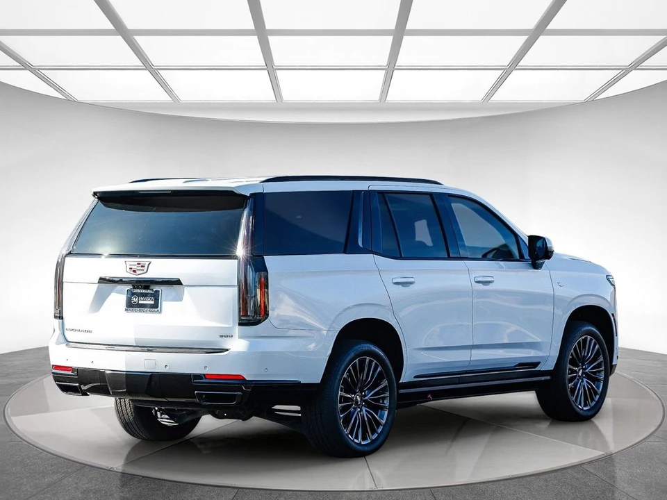 2025 Cadillac Escalade 5th Gen - Image 4 of 21