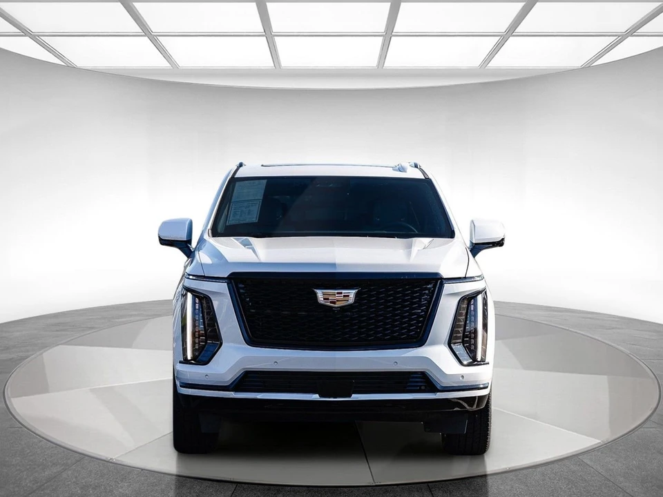 2025 Cadillac Escalade 5th Gen - Image 6 of 21