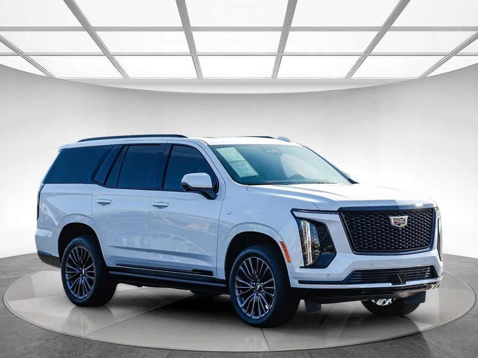 2025 Cadillac Escalade 5th Gen - Image 5 of 12