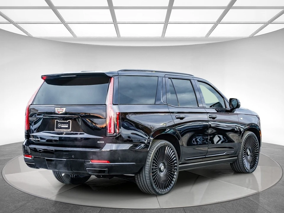 2025 Cadillac Escalade 5th Gen - Image 4 of 12