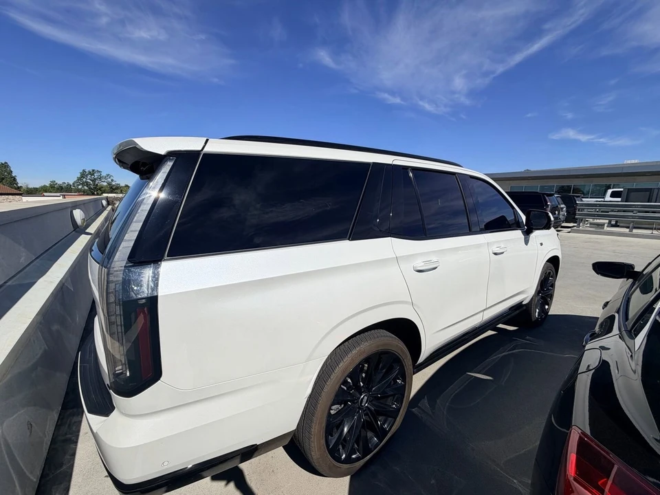 2025 Cadillac Escalade 5th Gen - Image 6 of 6