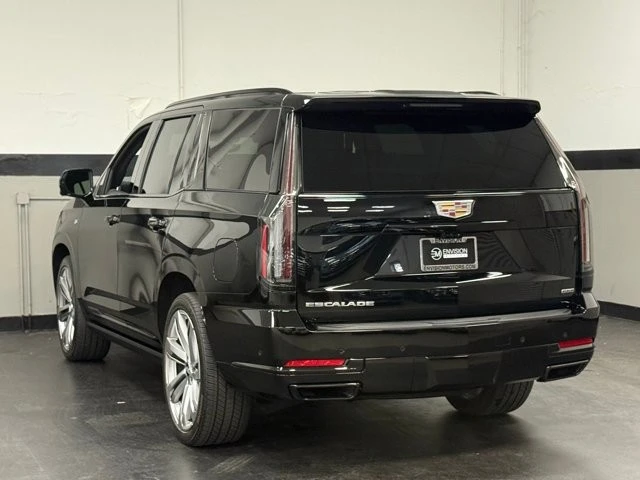 2025 Cadillac Escalade 5th Gen - Image 8 of 12