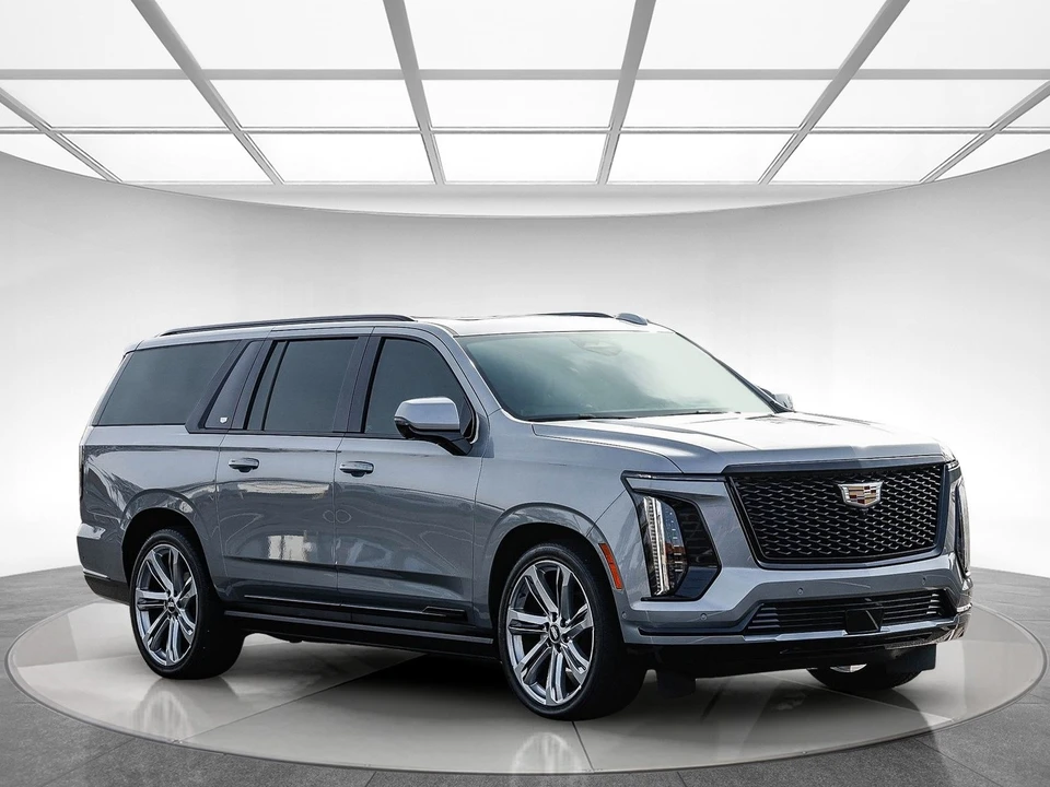 2025 Cadillac Escalade 5th Gen - Image 5 of 12
