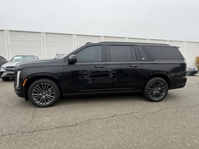 2025 Cadillac Escalade 5th Gen - Image 2 of 3