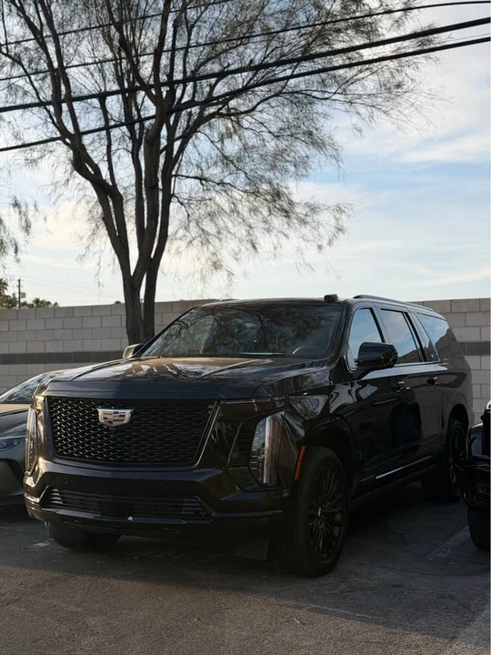 2025 Cadillac Escalade 5th Gen - Image 2 of 10