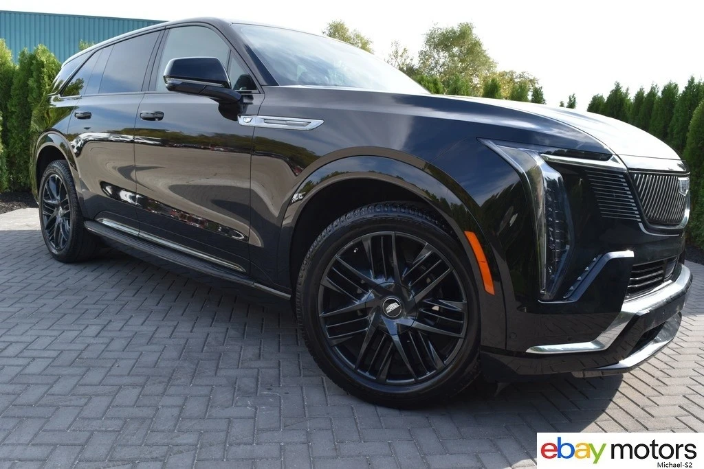 2025 Cadillac Escalade IQ - Image 3 of 21